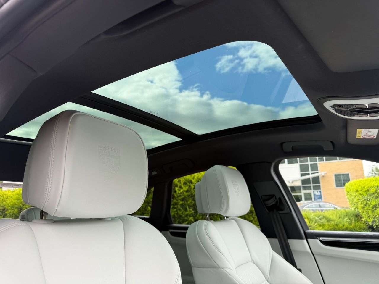 2022 PORSCHE MACAN 2022 PORSCHE MACAN