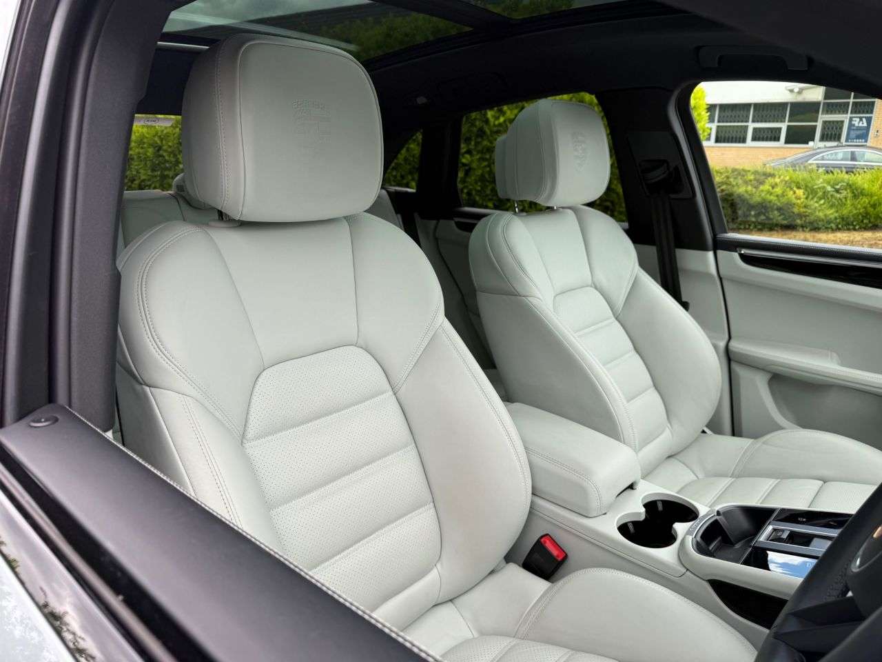 2022 PORSCHE MACAN 2022 PORSCHE MACAN