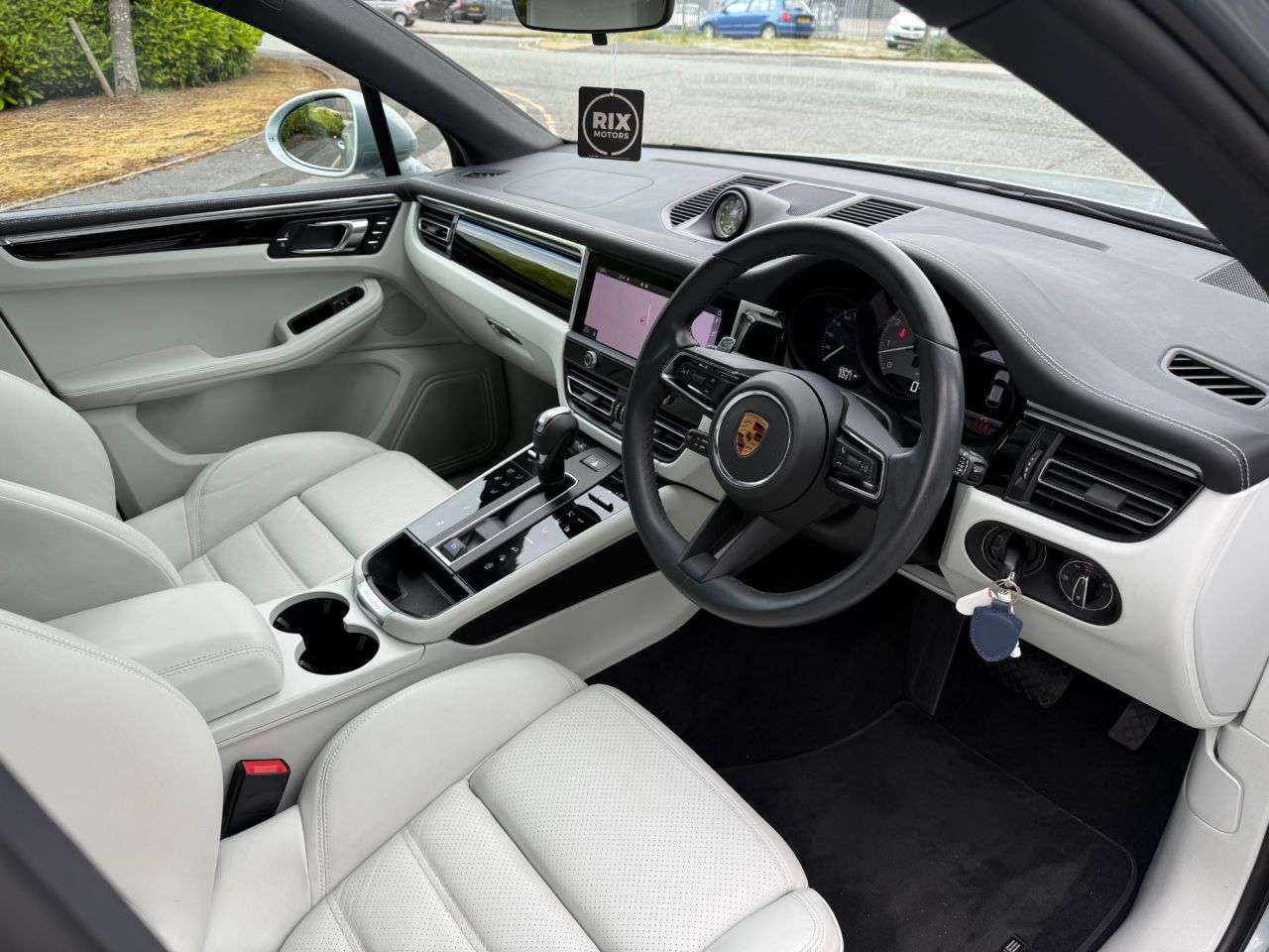 2022 PORSCHE MACAN 2022 PORSCHE MACAN
