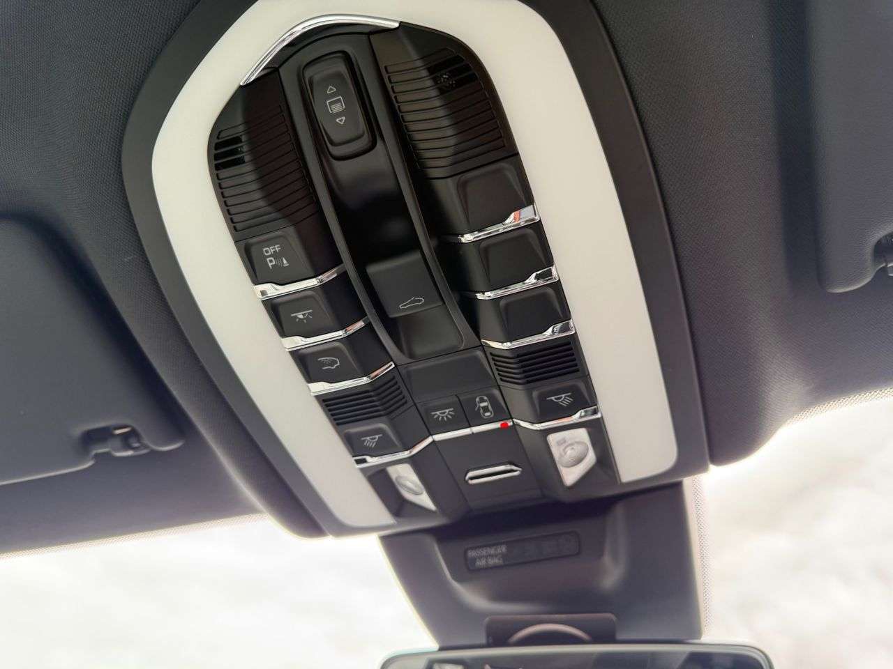 2022 PORSCHE MACAN 2022 PORSCHE MACAN