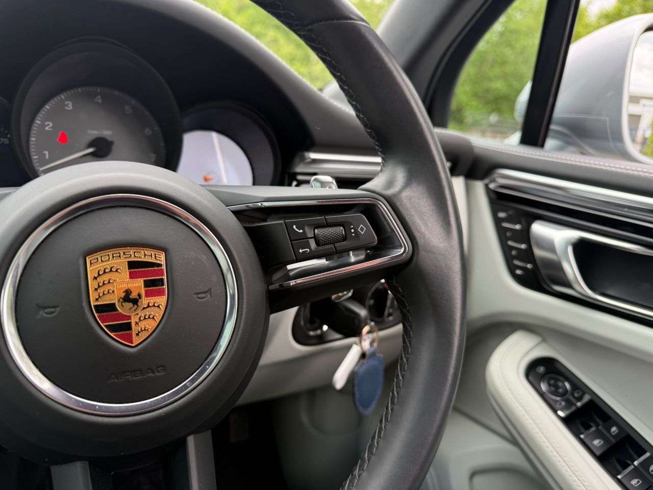 2022 PORSCHE MACAN 2022 PORSCHE MACAN