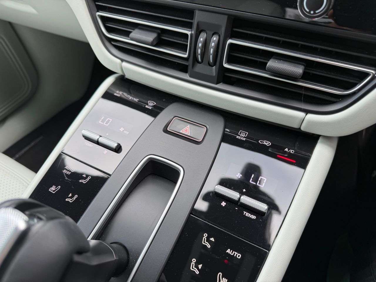 2022 PORSCHE MACAN 2022 PORSCHE MACAN