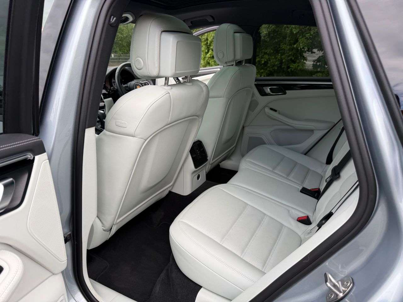 2022 PORSCHE MACAN 2022 PORSCHE MACAN