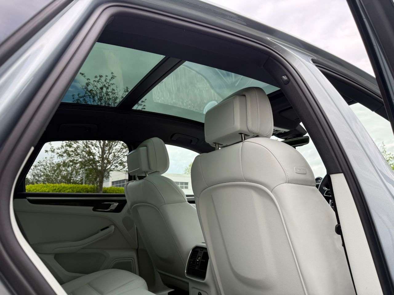 2022 PORSCHE MACAN 2022 PORSCHE MACAN