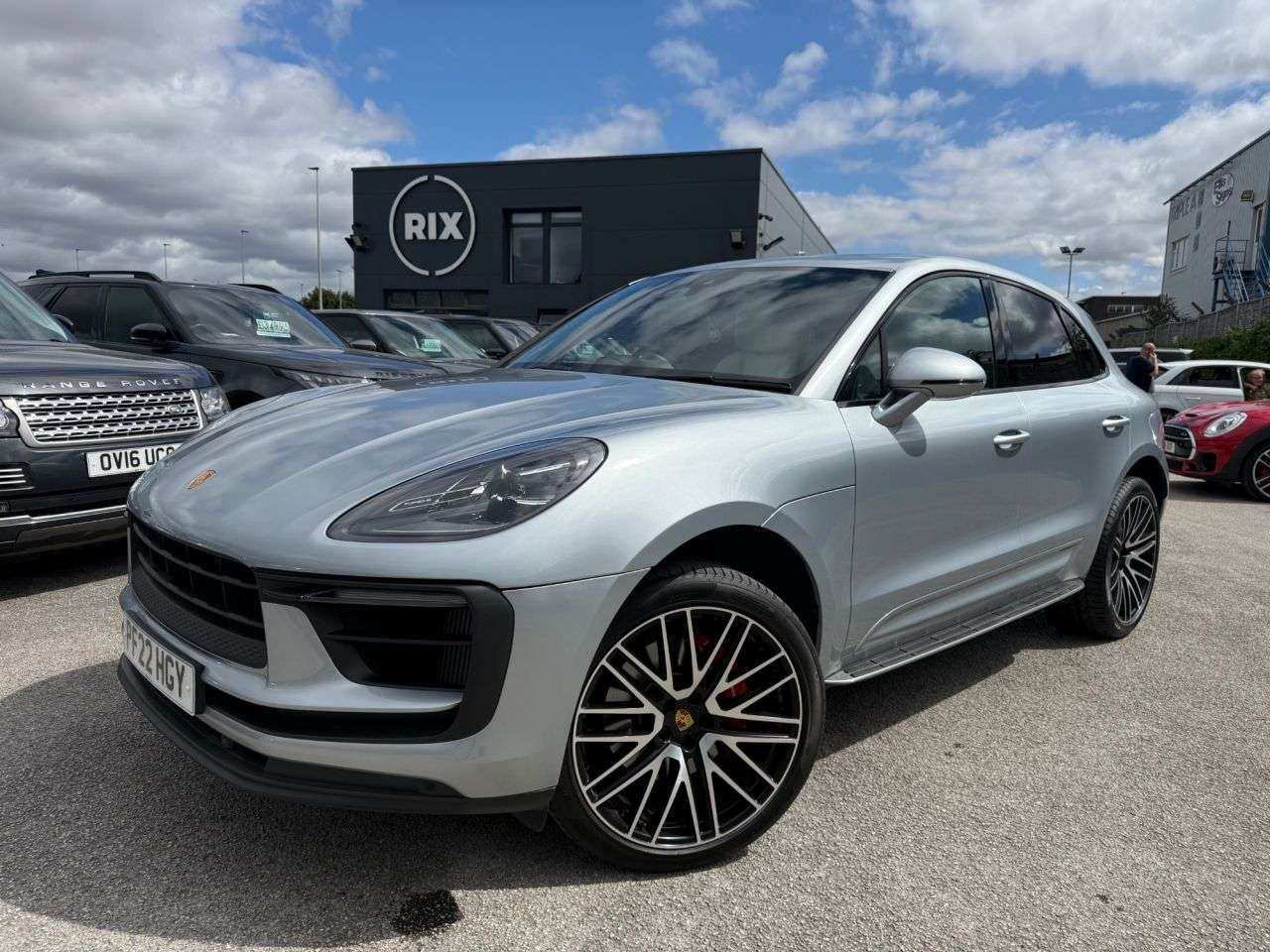 A 2022 PORSCHE MACAN 2.9T V6 S SUV 5dr Petrol PDK 4WD Euro 6-1 OWNER FROM NEW-JUST BEEN SERVICED A 2022 PORSCHE MACAN 2.9T V6 S SUV 5dr Petrol PDK 4WD Euro 6-1 OWNER FROM NEW-JUST BEEN SERVICED