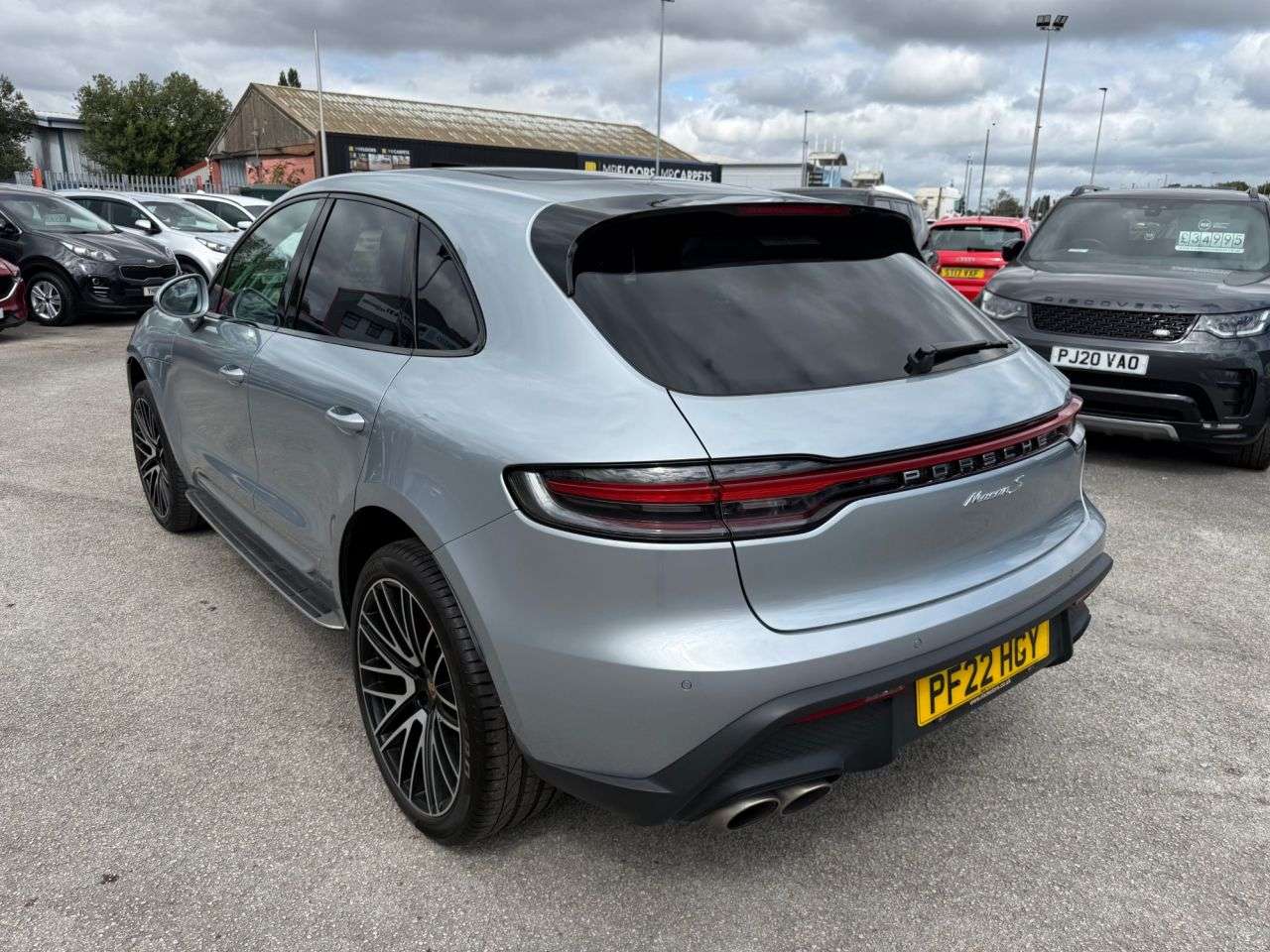 2022 PORSCHE MACAN 2022 PORSCHE MACAN