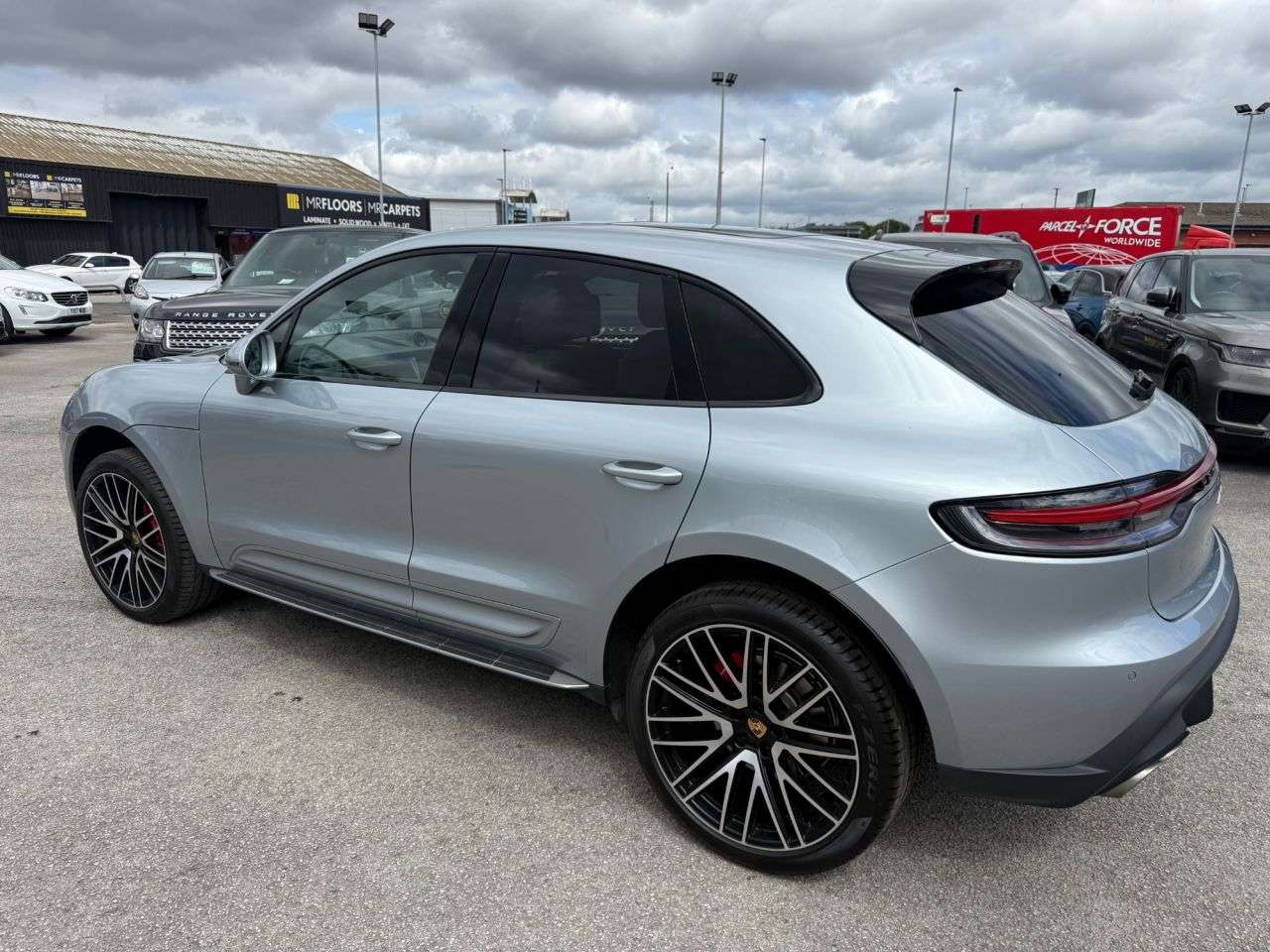 A 2022 PORSCHE MACAN 2.9T V6 S SUV 5dr Petrol PDK 4WD Euro 6-1 OWNER FROM NEW-JUST BEEN SERVICED A 2022 PORSCHE MACAN 2.9T V6 S SUV 5dr Petrol PDK 4WD Euro 6-1 OWNER FROM NEW-JUST BEEN SERVICED