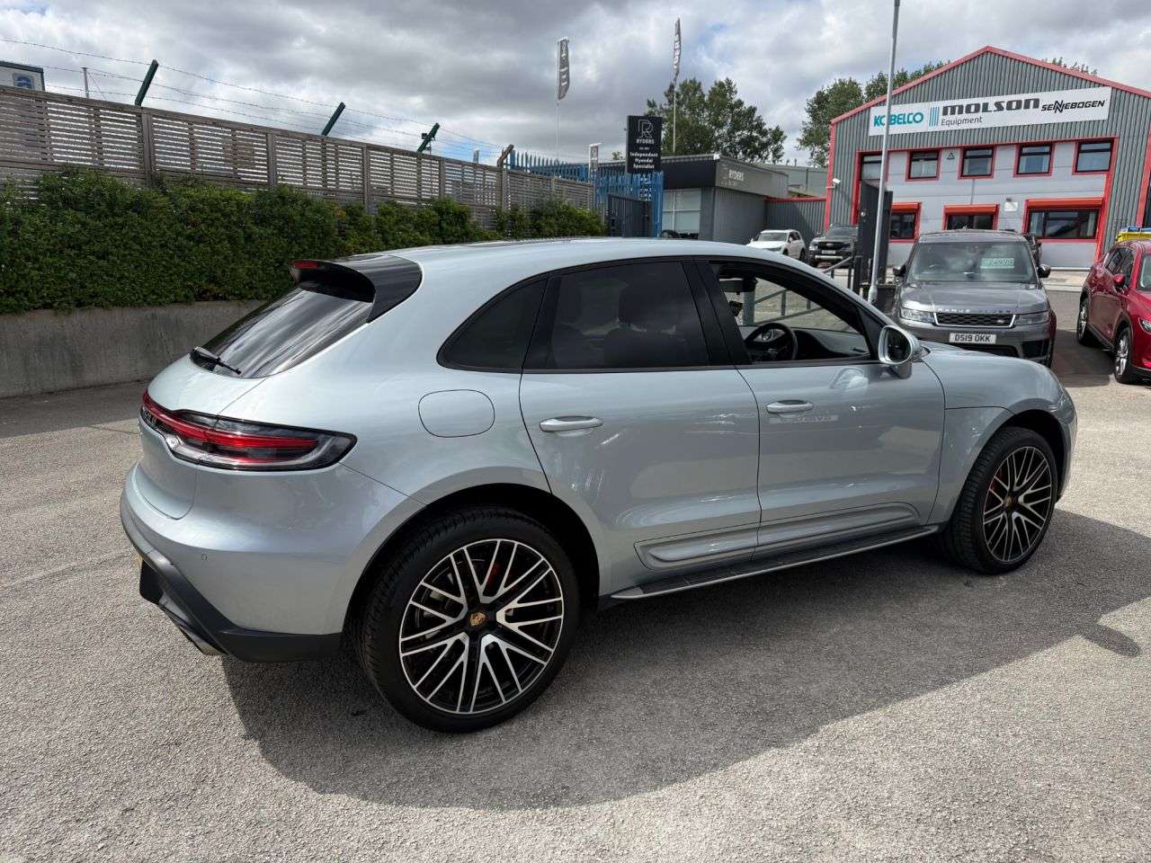2022 PORSCHE MACAN 2022 PORSCHE MACAN