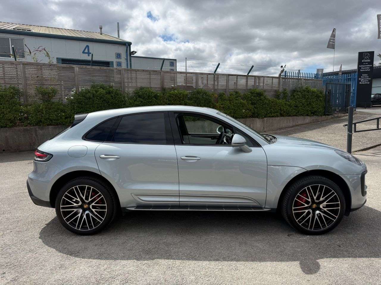 2022 PORSCHE MACAN 2022 PORSCHE MACAN