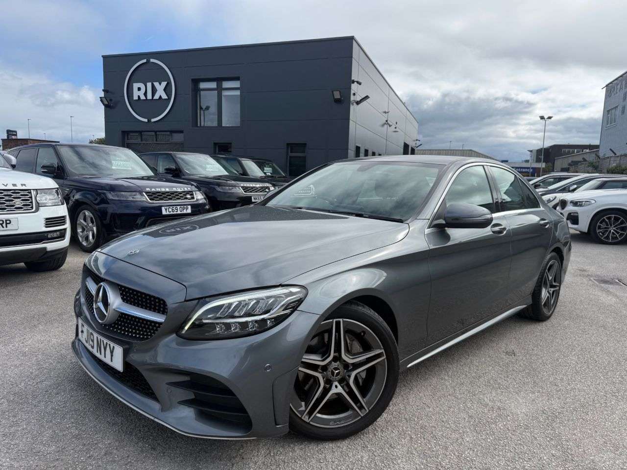 A 2019 MERCEDES-BENZ C-CLASS 2.0 C220d AMG Line Saloon 4dr Diesel G-Tronic+ Euro 6-2 FORMER KEEPERS FINI A 2019 MERCEDES-BENZ C-CLASS 2.0 C220d AMG Line Saloon 4dr Diesel G-Tronic+ Euro 6-2 FORMER KEEPERS FINI