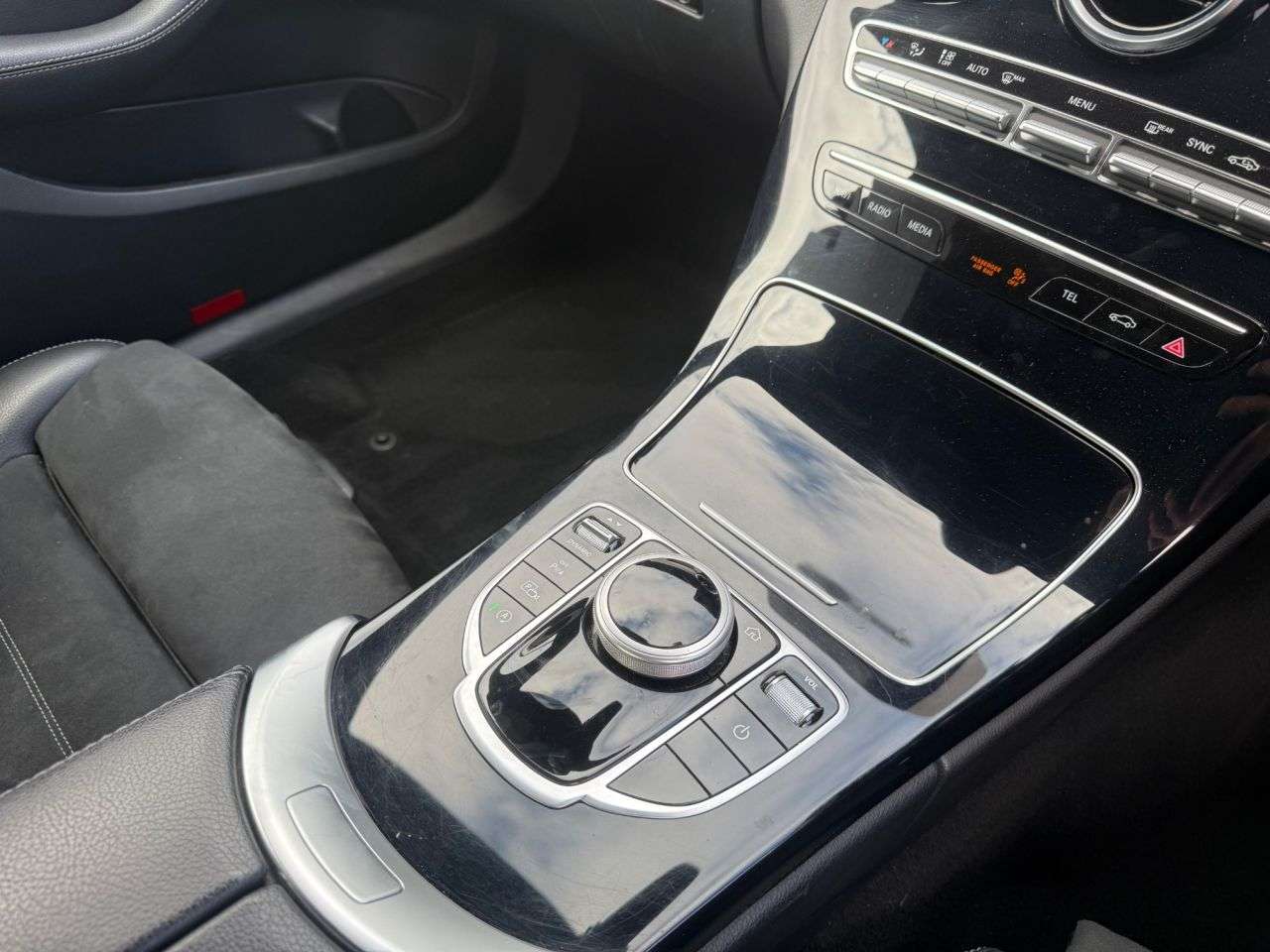 2019 MERCEDES-BENZ C-CLASS 2019 MERCEDES-BENZ C-CLASS