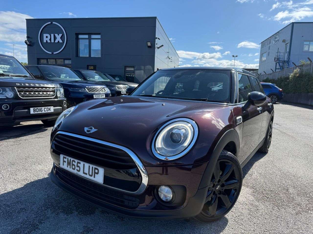 A 2016 MINI CLUBMAN 2.0 Cooper D Estate 6dr Diesel Manual Euro 6-£9,935 WORTH OF EXTRAS-1 OWNER A 2016 MINI CLUBMAN 2.0 Cooper D Estate 6dr Diesel Manual Euro 6-£9,935 WORTH OF EXTRAS-1 OWNER