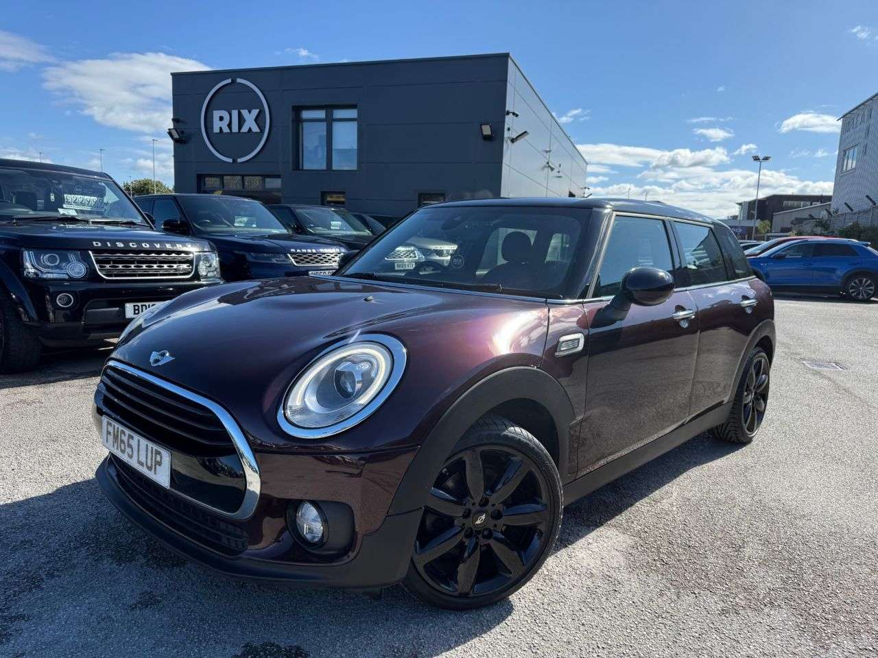 A 2016 MINI CLUBMAN 2.0 Cooper D Estate 6dr Diesel Manual Euro 6-£9,935 WORTH OF EXTRAS-1 OWNER A 2016 MINI CLUBMAN 2.0 Cooper D Estate 6dr Diesel Manual Euro 6-£9,935 WORTH OF EXTRAS-1 OWNER