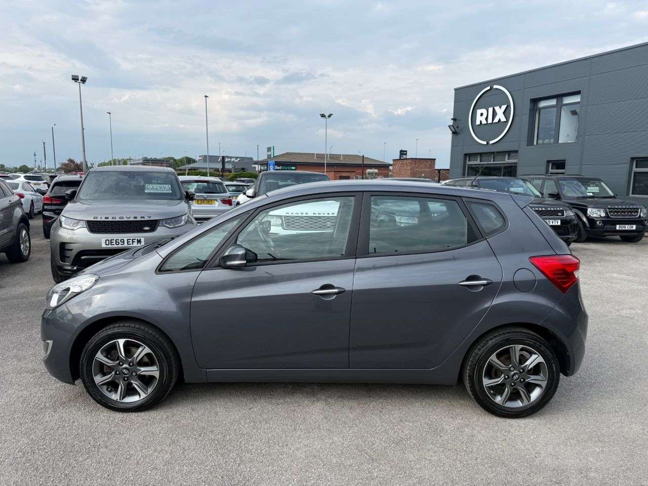 A 2015 HYUNDAI IX20 1.4 Blue Drive SE Hatchback 5dr Petrol Manual Euro 6 (s/s) (90 ps) A 2015 HYUNDAI IX20 1.4 Blue Drive SE Hatchback 5dr Petrol Manual Euro 6 (s/s) (90 ps)