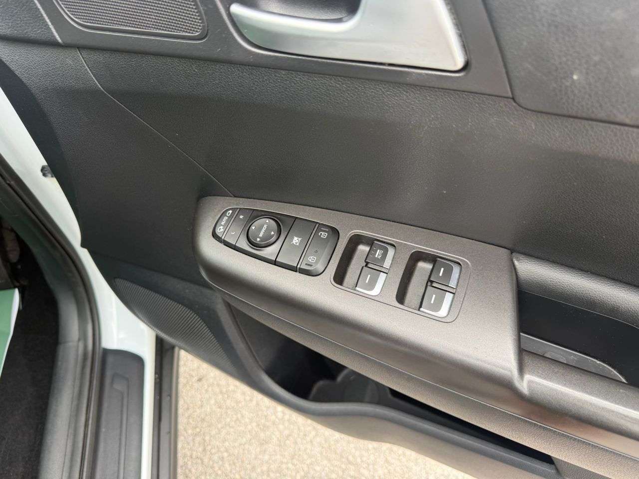 2017 KIA SPORTAGE 2017 KIA SPORTAGE