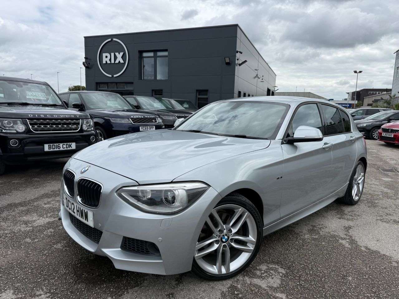 A 2012 BMW 1 SERIES 1.6 116i M Sport Hatchback 5dr Petrol Auto Euro 5-FINISHED IN GLACIER SILVE A 2012 BMW 1 SERIES 1.6 116i M Sport Hatchback 5dr Petrol Auto Euro 5-FINISHED IN GLACIER SILVE
