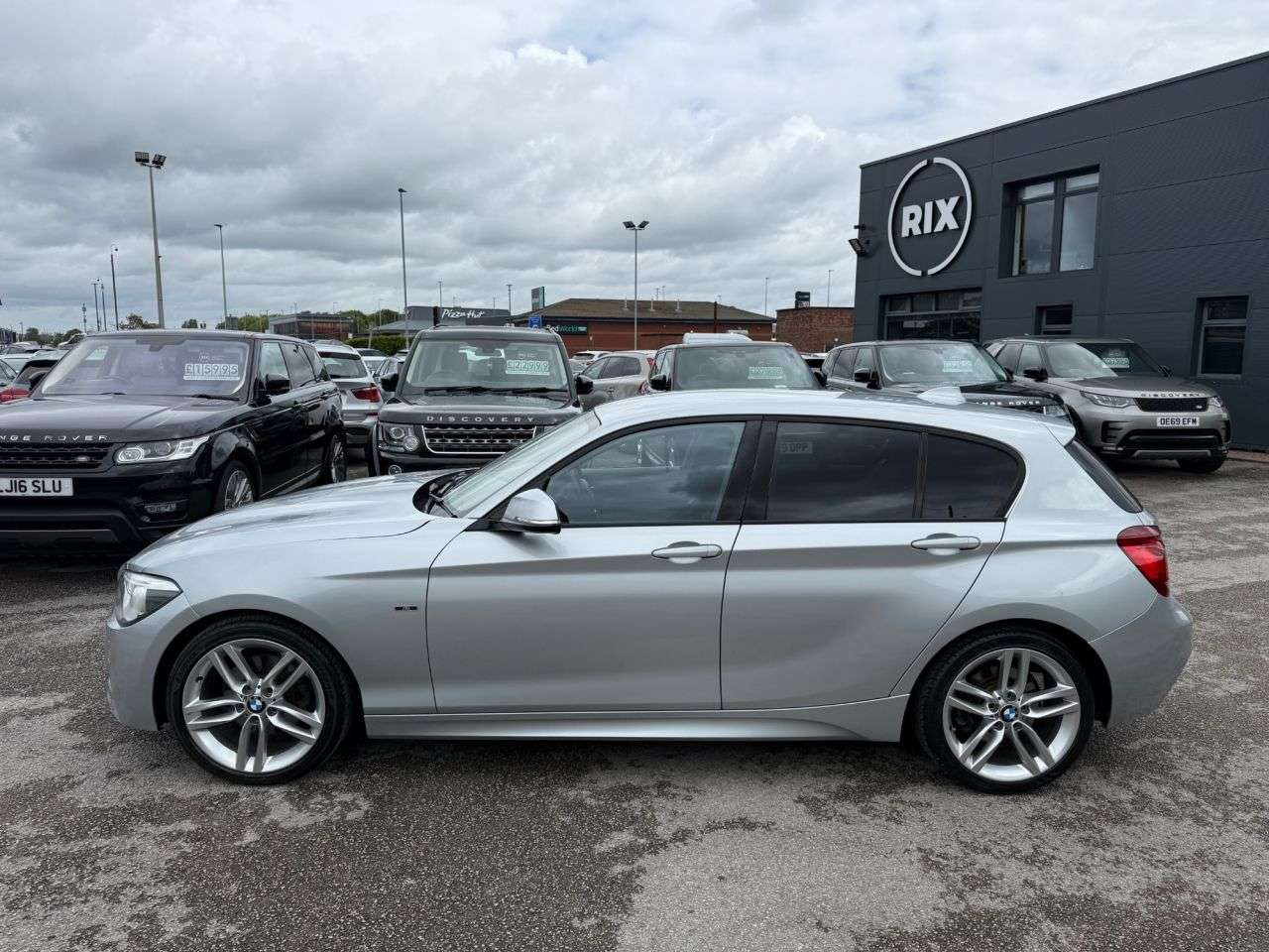 A 2012 BMW 1 SERIES 1.6 116i M Sport Hatchback 5dr Petrol Auto Euro 5-FINISHED IN GLACIER SILVE A 2012 BMW 1 SERIES 1.6 116i M Sport Hatchback 5dr Petrol Auto Euro 5-FINISHED IN GLACIER SILVE