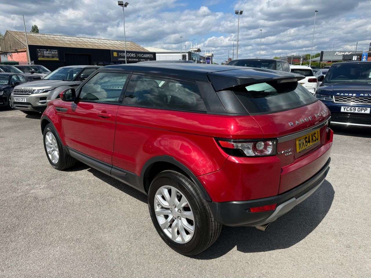 A 2014 LAND ROVER RANGE ROVER EVOQUE 2.2 SD4 Pure Tech Coupe 3dr Diesel Auto 4WD-FINISHED IN FIRENZE RED WITH BL A 2014 LAND ROVER RANGE ROVER EVOQUE 2.2 SD4 Pure Tech Coupe 3dr Diesel Auto 4WD-FINISHED IN FIRENZE RED WITH BL