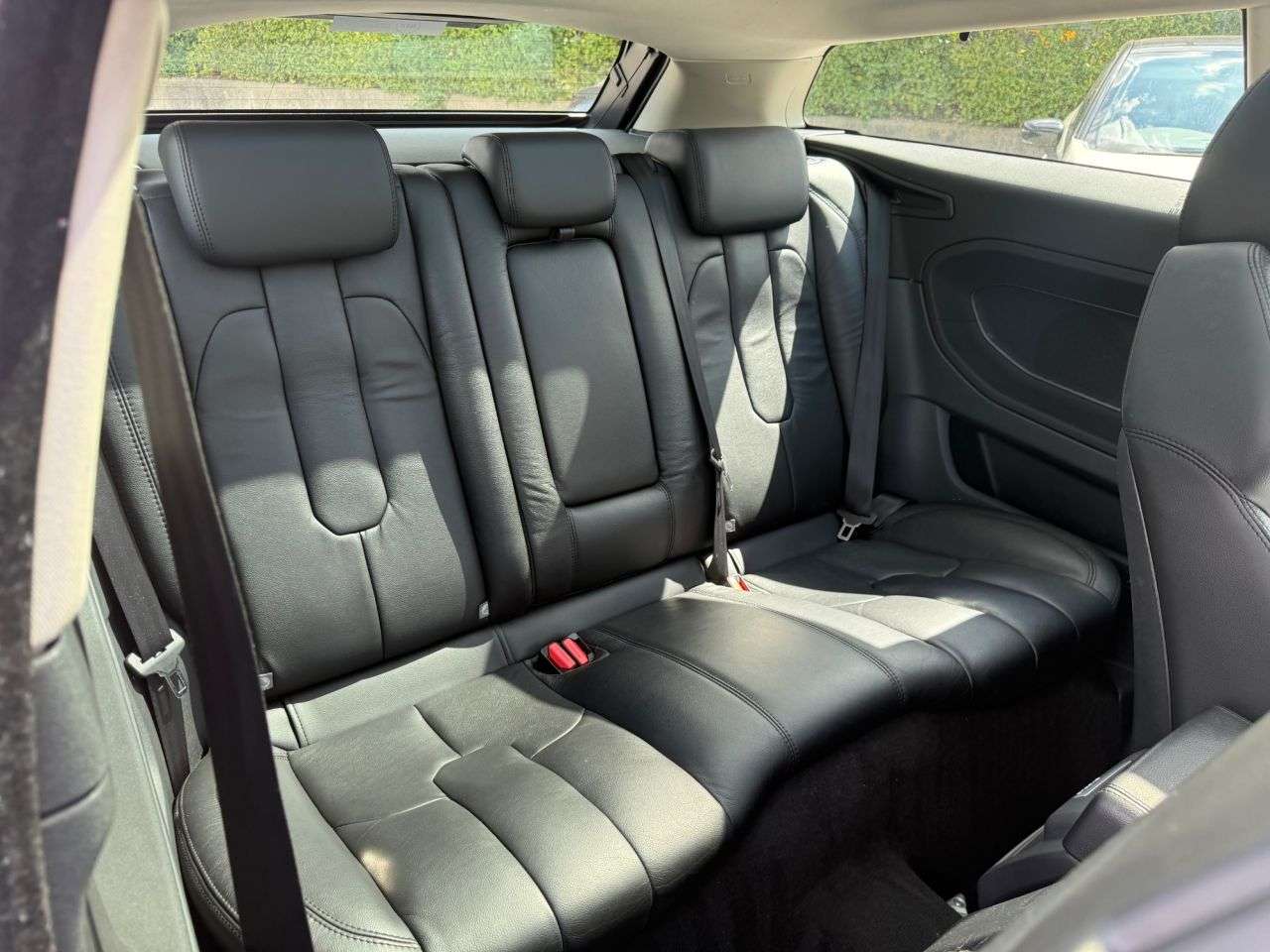 2014 LAND ROVER RANGE ROVER EVOQUE 2014 LAND ROVER RANGE ROVER EVOQUE