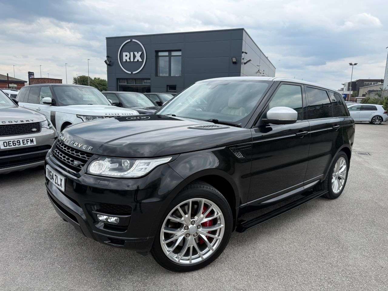 A 2014 LAND ROVER RANGE ROVER SPORT SDV6 HSE DYNAMIC A 2014 LAND ROVER RANGE ROVER SPORT SDV6 HSE DYNAMIC