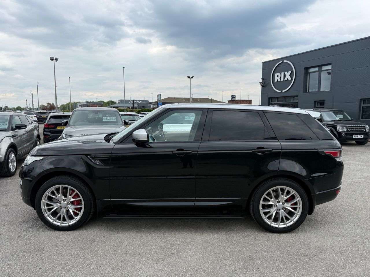 A 2014 LAND ROVER RANGE ROVER SPORT SDV6 HSE DYNAMIC A 2014 LAND ROVER RANGE ROVER SPORT SDV6 HSE DYNAMIC