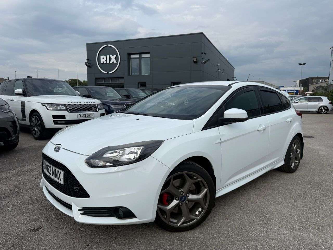 A 2012 FORD FOCUS 2.0T EcoBoost ST-2 Hatchback 5dr Petrol Manual Euro 5 (s/s) (250 ps) A 2012 FORD FOCUS 2.0T EcoBoost ST-2 Hatchback 5dr Petrol Manual Euro 5 (s/s) (250 ps)