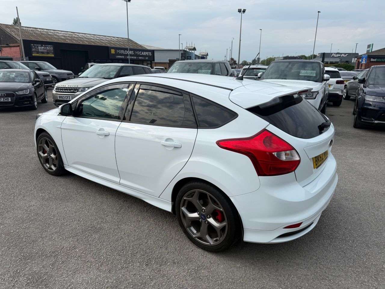 A 2012 FORD FOCUS 2.0T EcoBoost ST-2 Hatchback 5dr Petrol Manual Euro 5 (s/s) (250 ps) A 2012 FORD FOCUS 2.0T EcoBoost ST-2 Hatchback 5dr Petrol Manual Euro 5 (s/s) (250 ps)