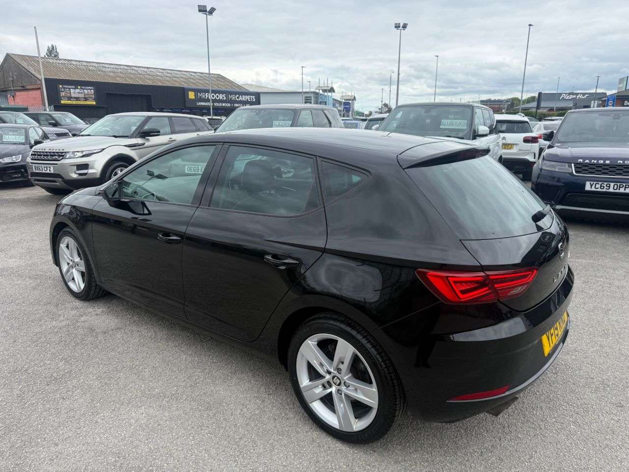 A 2019 SEAT LEON 1.5 TSI EVO FR Hatchback 5dr Petrol Manual Euro 6-2 OWNER CAR-CAR PLAY-ELEC A 2019 SEAT LEON 1.5 TSI EVO FR Hatchback 5dr Petrol Manual Euro 6-2 OWNER CAR-CAR PLAY-ELEC