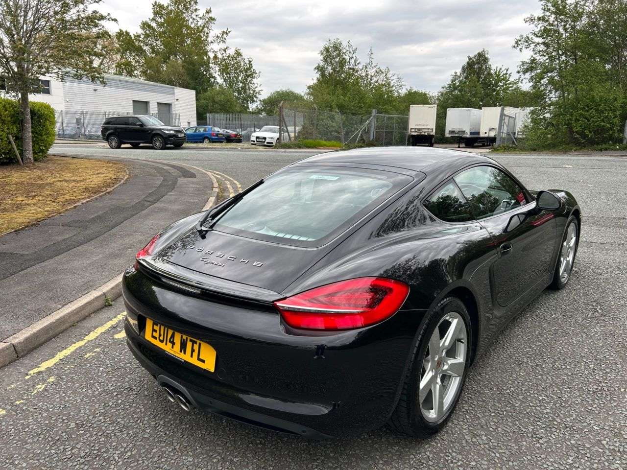 A 2014 PORSCHE CAYMAN 2.7 981 Coupe 2dr Petrol PDK Euro 5 (s/s) (275 ps)-2 Former Keepers-Last Ke A 2014 PORSCHE CAYMAN 2.7 981 Coupe 2dr Petrol PDK Euro 5 (s/s) (275 ps)-2 Former Keepers-Last Ke