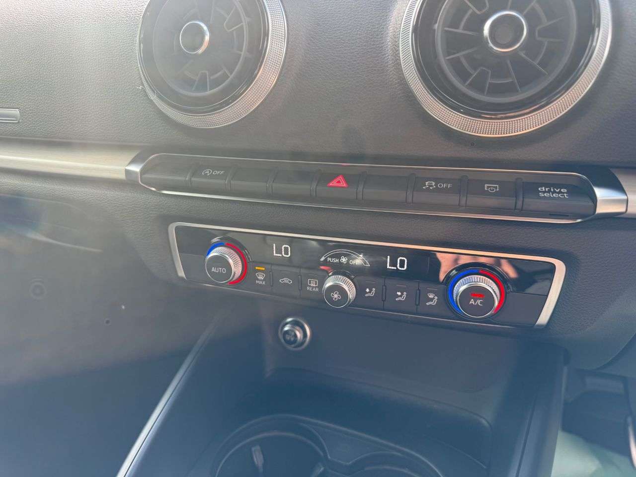 2018 AUDI A3 2018 AUDI A3