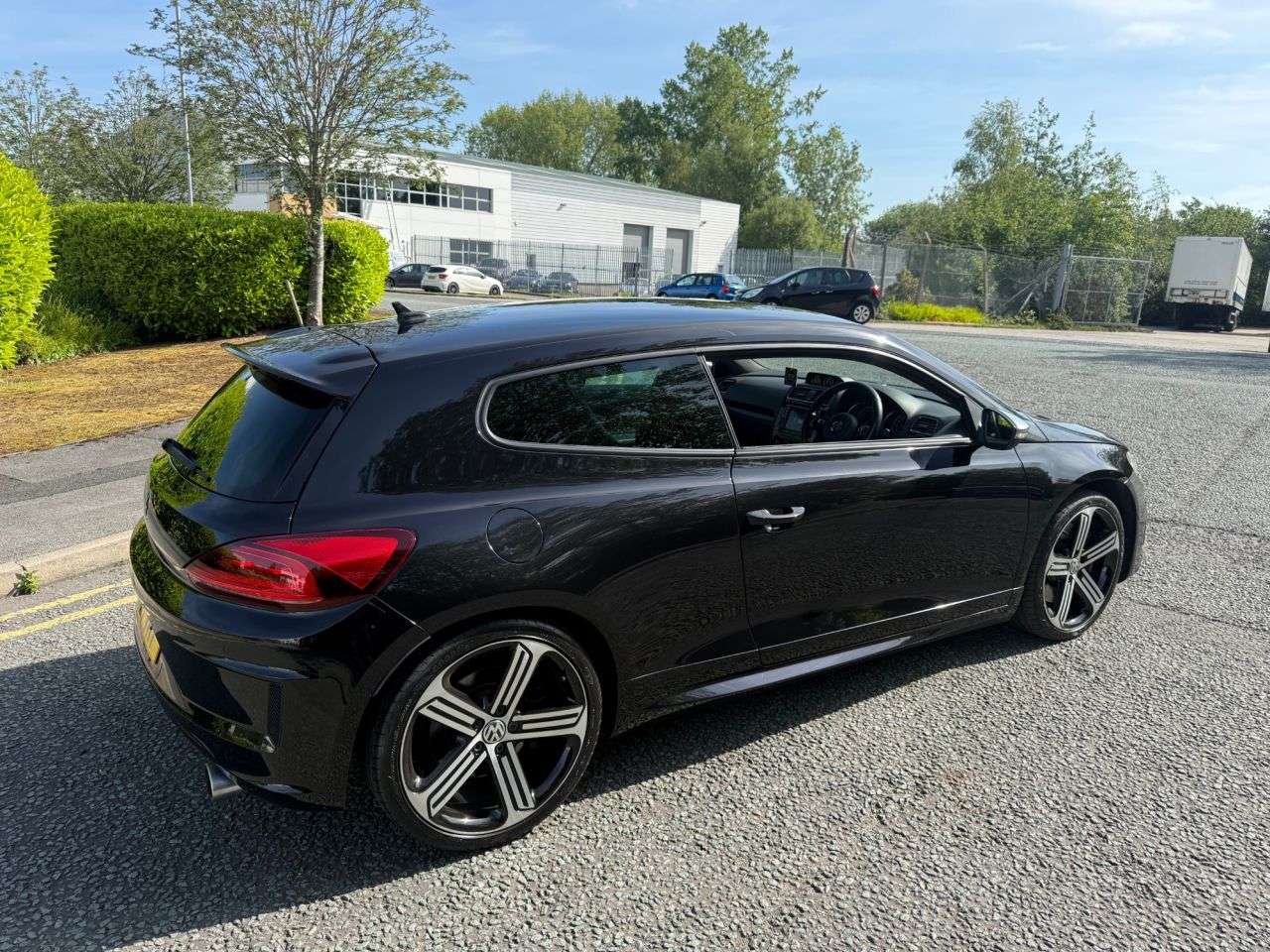 A 2017 VOLKSWAGEN SCIROCCO 2.0 TSI BlueMotion Tech R Hatchback 3dr Petrol Manual Euro 6 (s/s) (280 ps) A 2017 VOLKSWAGEN SCIROCCO 2.0 TSI BlueMotion Tech R Hatchback 3dr Petrol Manual Euro 6 (s/s) (280 ps)