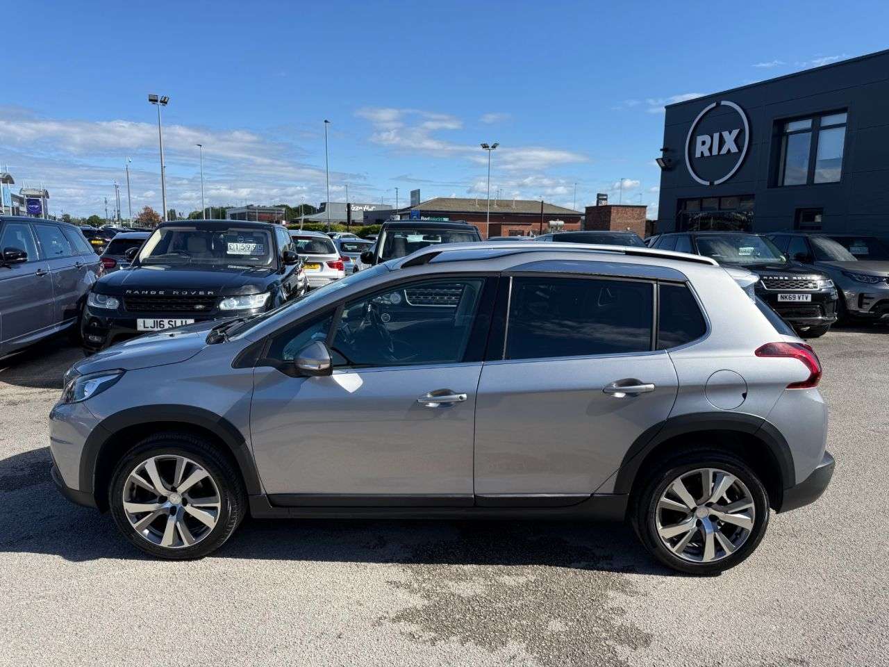 A 2019 PEUGEOT 2008 1.5 BlueHDi Allure SUV 5dr Diesel Manual Euro 6-2 FORMER KEEPERS-BLUETOOTH- A 2019 PEUGEOT 2008 1.5 BlueHDi Allure SUV 5dr Diesel Manual Euro 6-2 FORMER KEEPERS-BLUETOOTH-