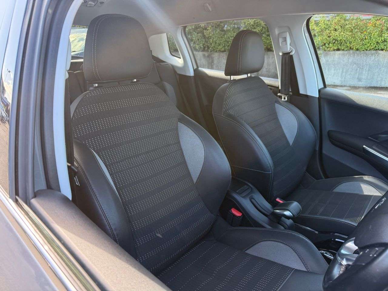 2019 PEUGEOT 2008 2019 PEUGEOT 2008