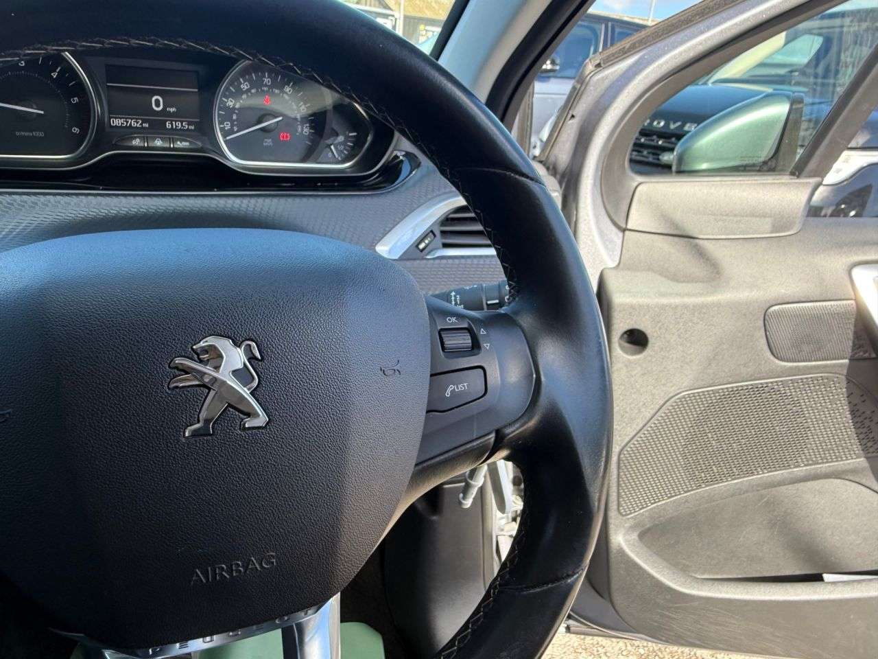 2019 PEUGEOT 2008 2019 PEUGEOT 2008