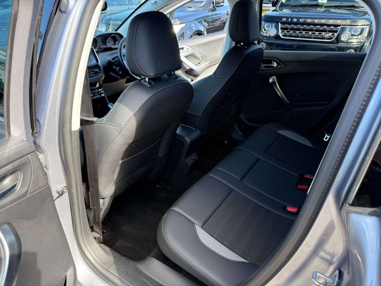 2019 PEUGEOT 2008 2019 PEUGEOT 2008