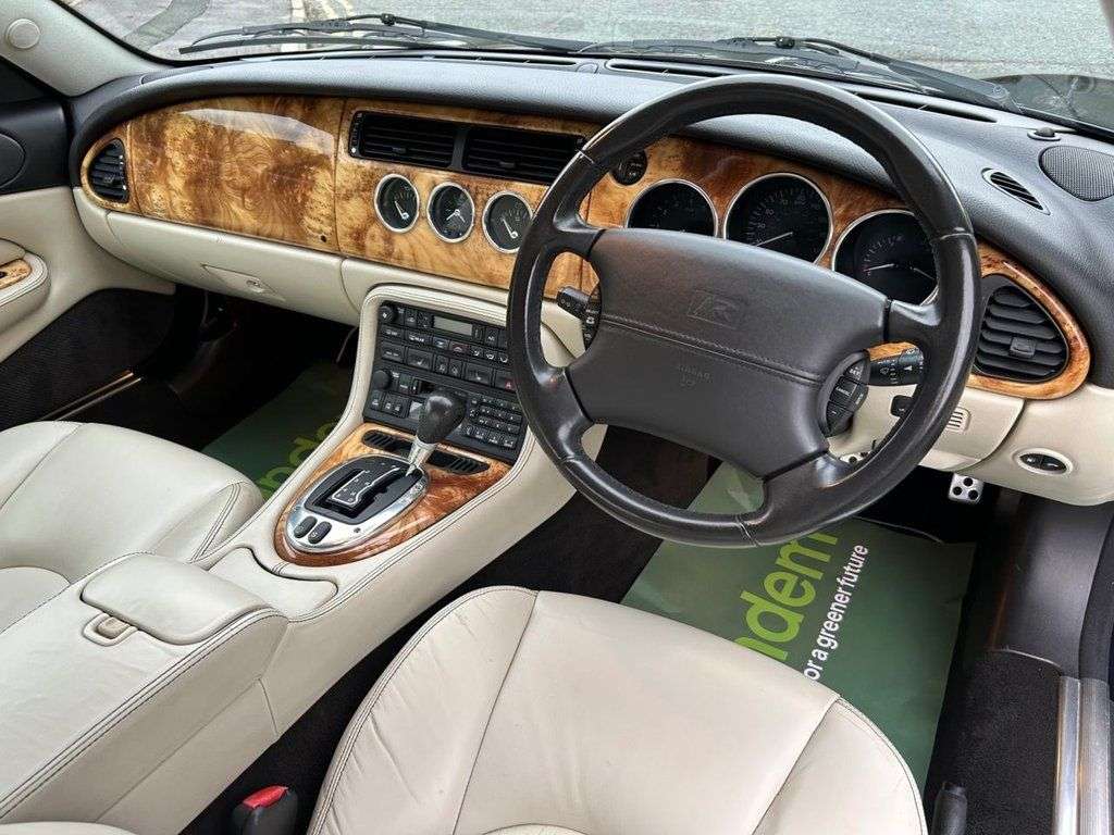 2005 JAGUAR XKR 2005 JAGUAR XKR