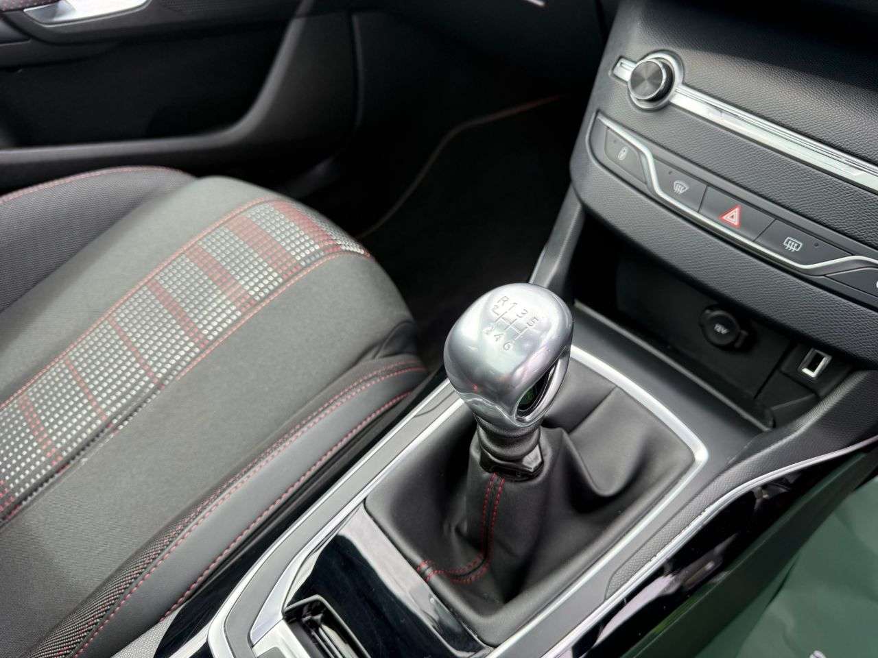 2019 PEUGEOT 308 2019 PEUGEOT 308