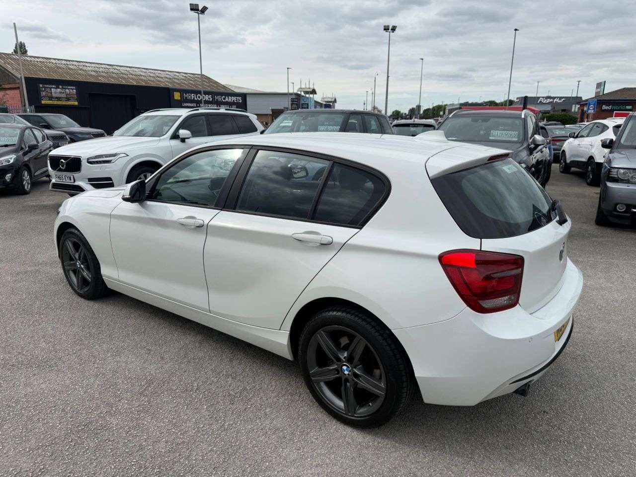 A 2015 BMW 1 SERIES 2.0 116d Sport Hatchback 5dr Diesel Manual Euro 5-2 FORMER KEEPERS FINISHED A 2015 BMW 1 SERIES 2.0 116d Sport Hatchback 5dr Diesel Manual Euro 5-2 FORMER KEEPERS FINISHED