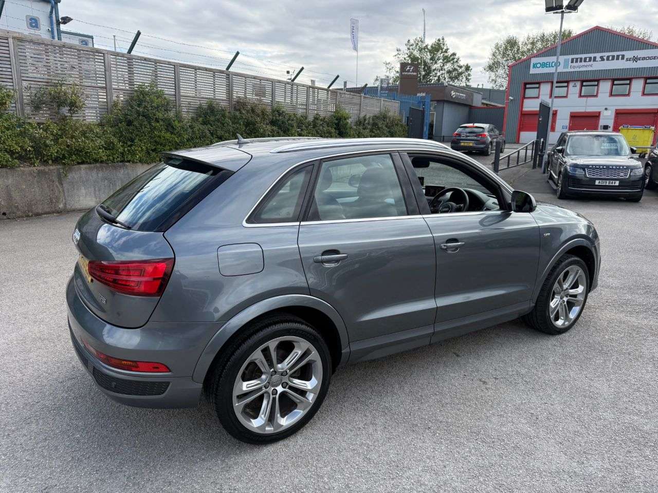 2015 AUDI Q3 2015 AUDI Q3