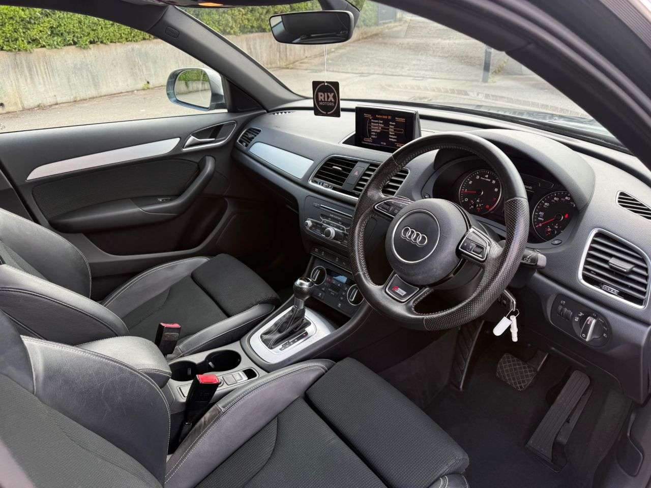 2015 AUDI Q3 2015 AUDI Q3