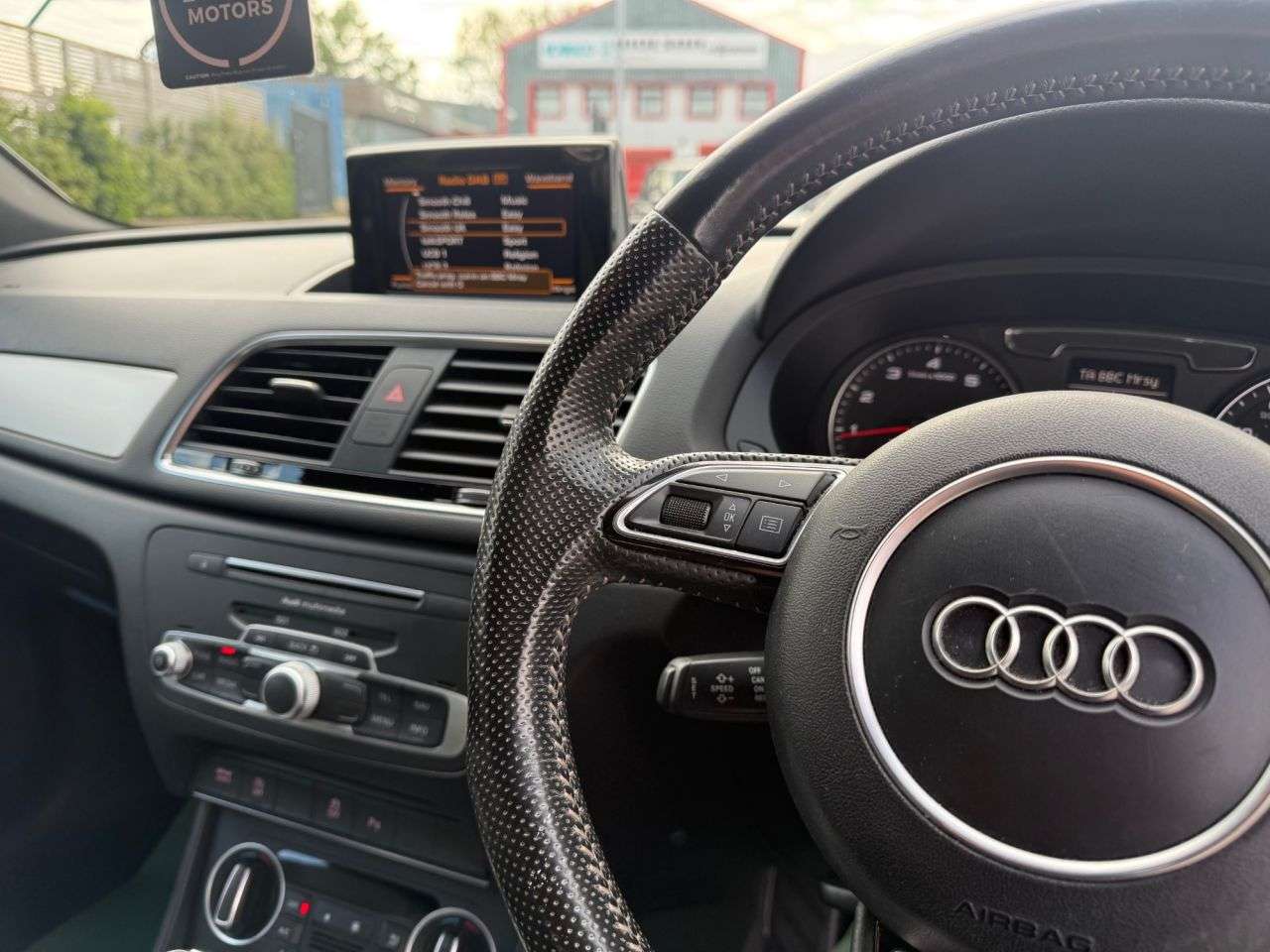 2015 AUDI Q3 2015 AUDI Q3