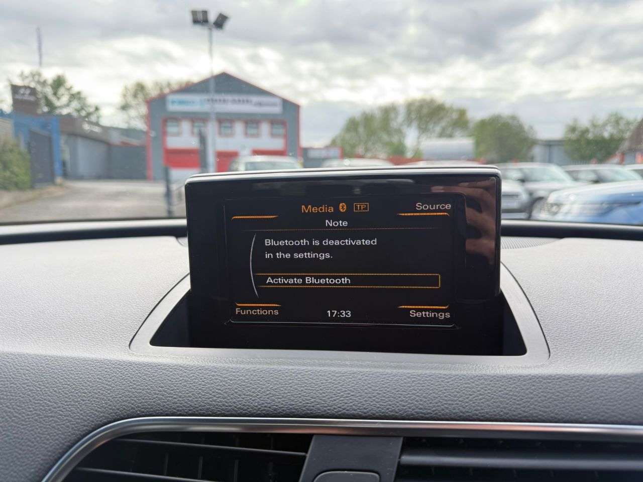 2015 AUDI Q3 2015 AUDI Q3