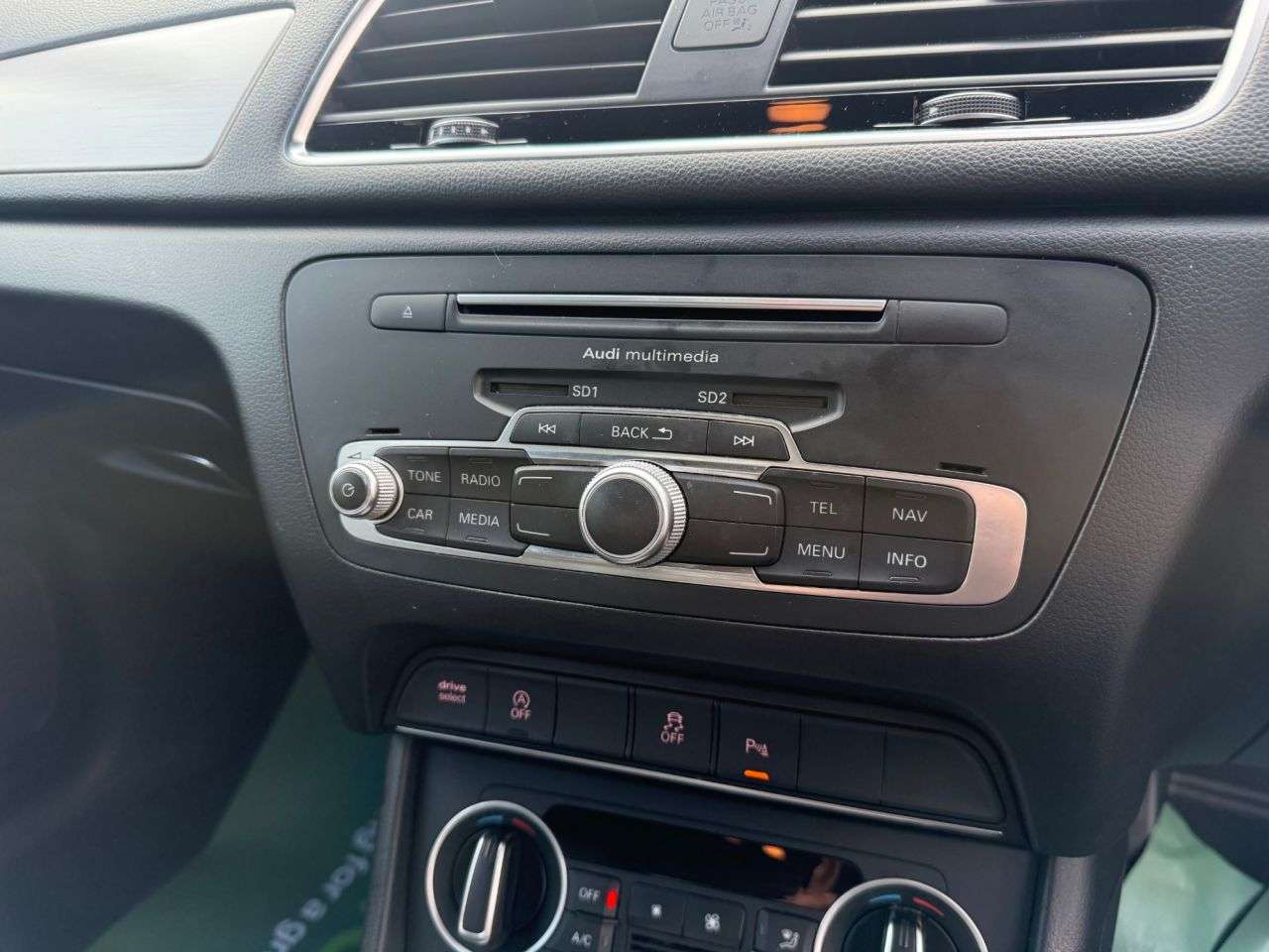 2015 AUDI Q3 2015 AUDI Q3