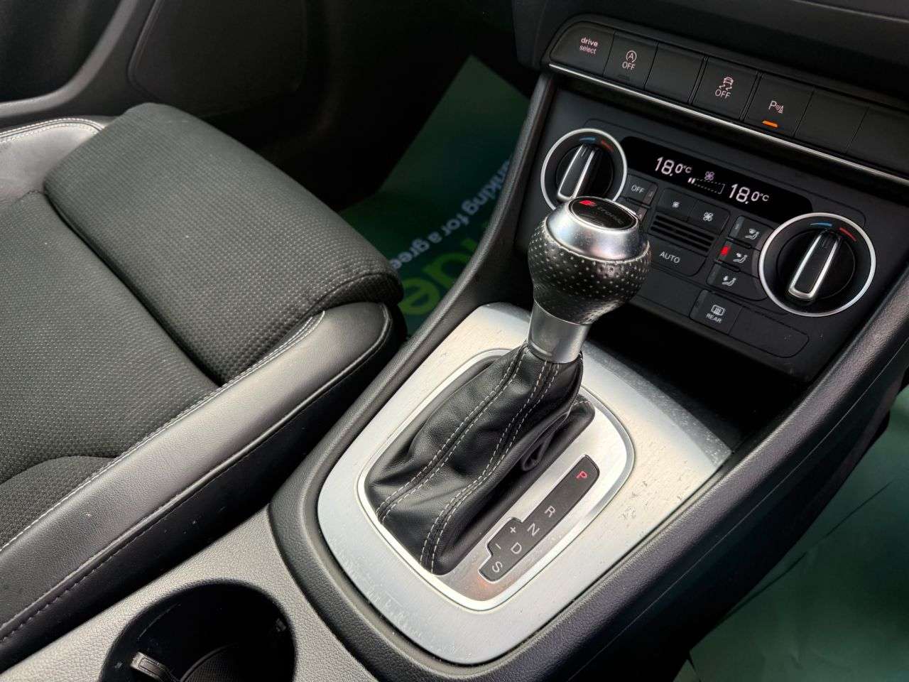 2015 AUDI Q3 2015 AUDI Q3