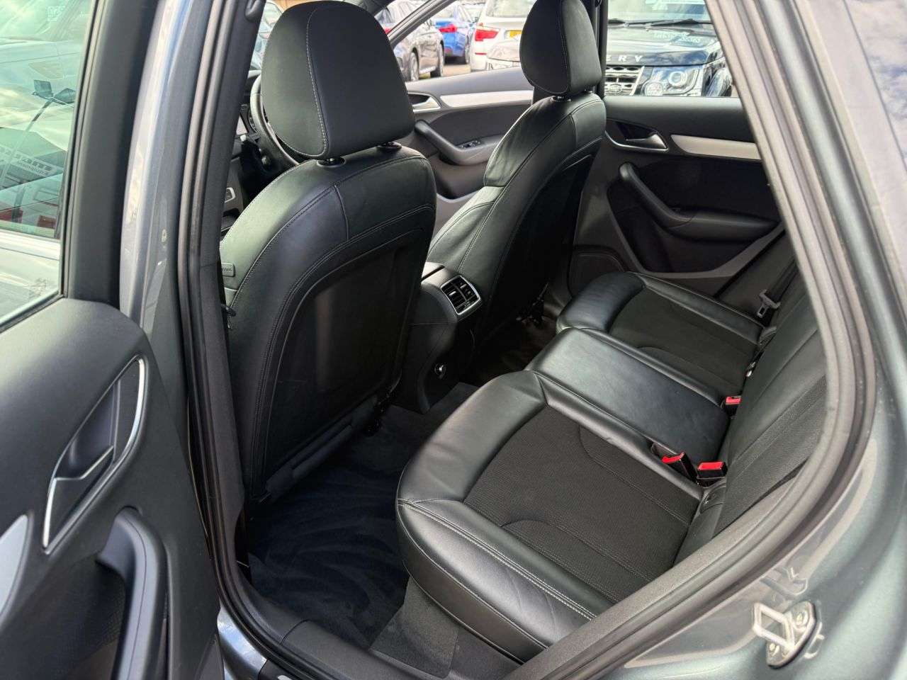 2015 AUDI Q3 2015 AUDI Q3