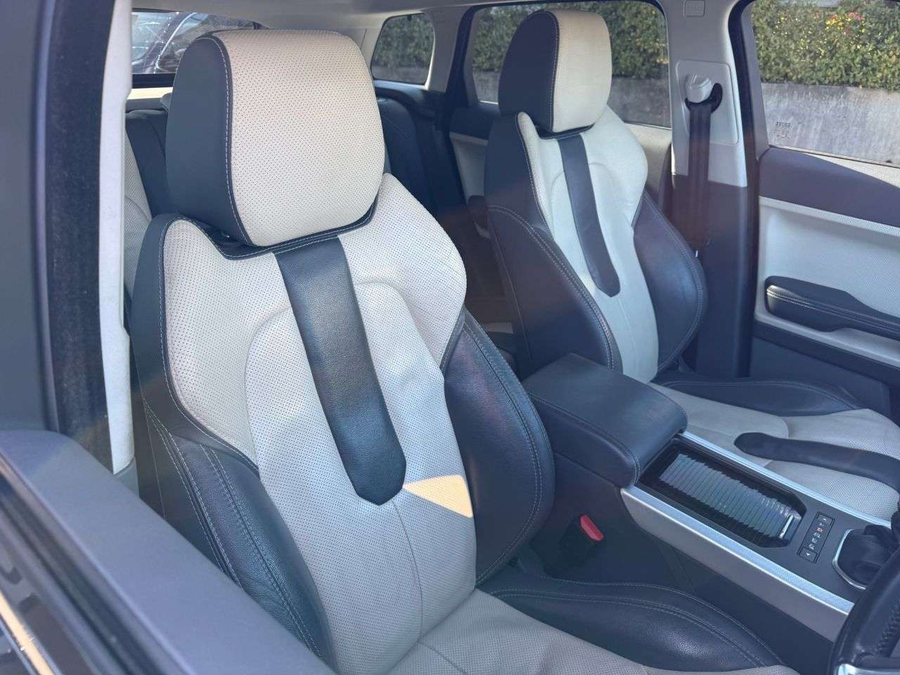 2014 LAND ROVER RANGE ROVER EVOQUE 2014 LAND ROVER RANGE ROVER EVOQUE