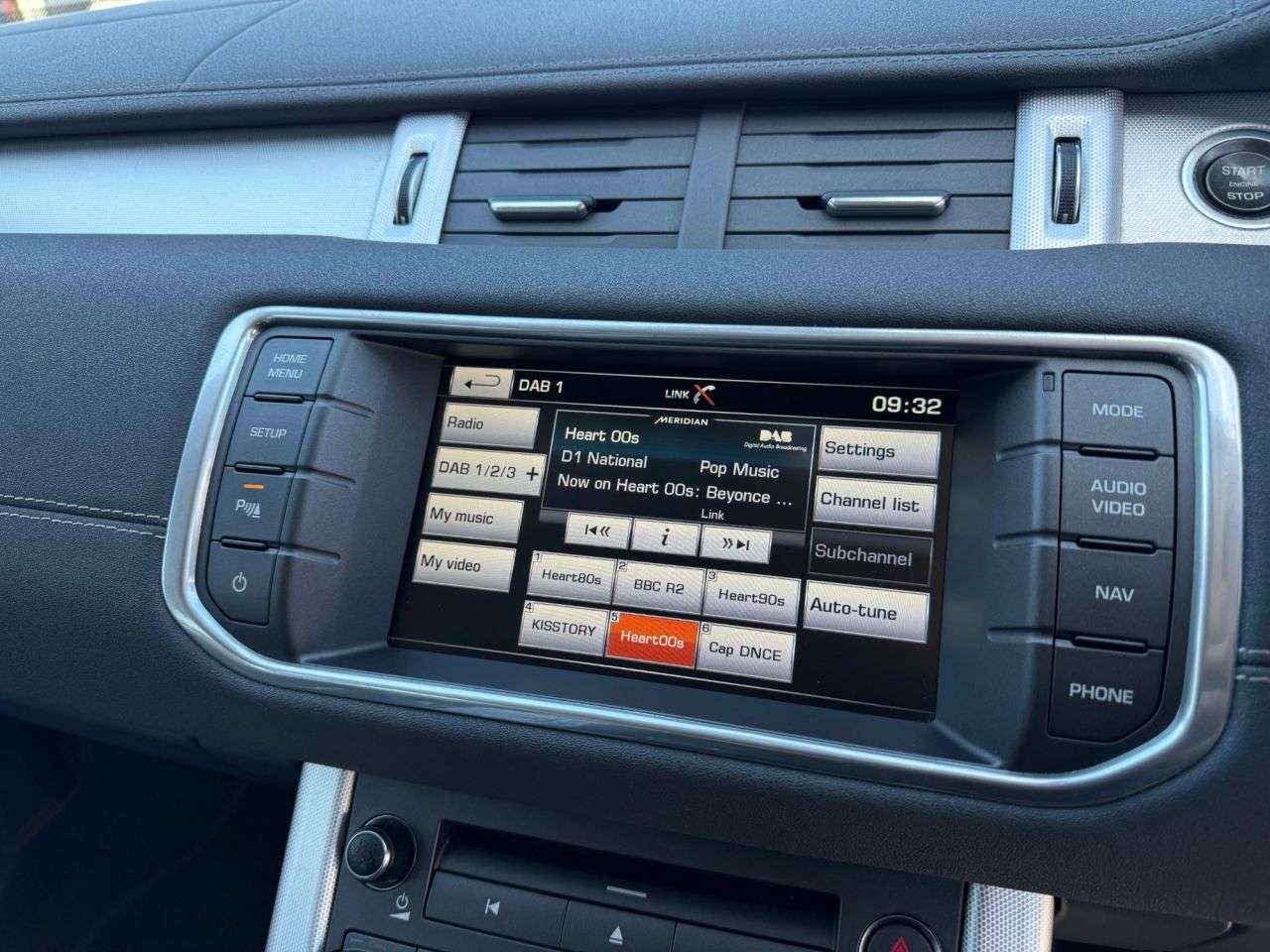 2014 LAND ROVER RANGE ROVER EVOQUE 2014 LAND ROVER RANGE ROVER EVOQUE