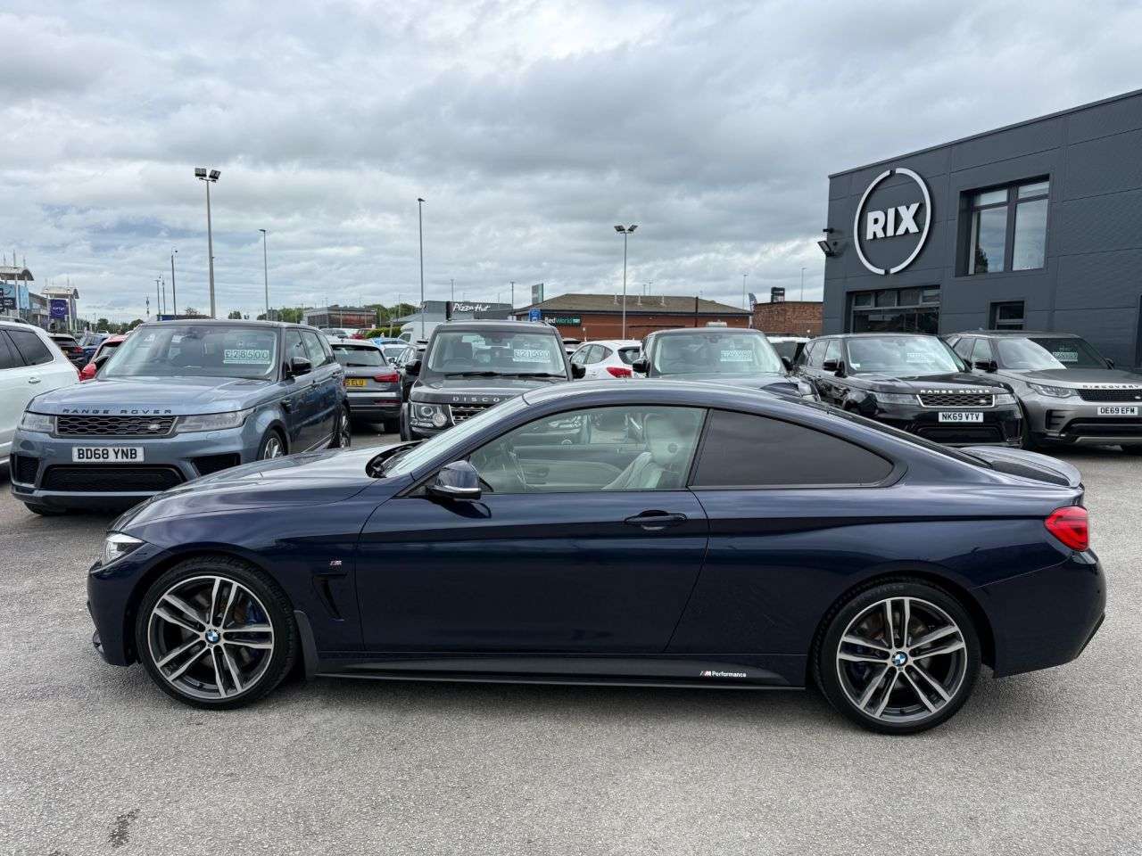 A 2018 BMW 4 SERIES 3.0 430d M Sport Coupe 2dr Diesel Auto Euro 6-FACTORY EXTRAS WORTH £5,375 F A 2018 BMW 4 SERIES 3.0 430d M Sport Coupe 2dr Diesel Auto Euro 6-FACTORY EXTRAS WORTH £5,375 F