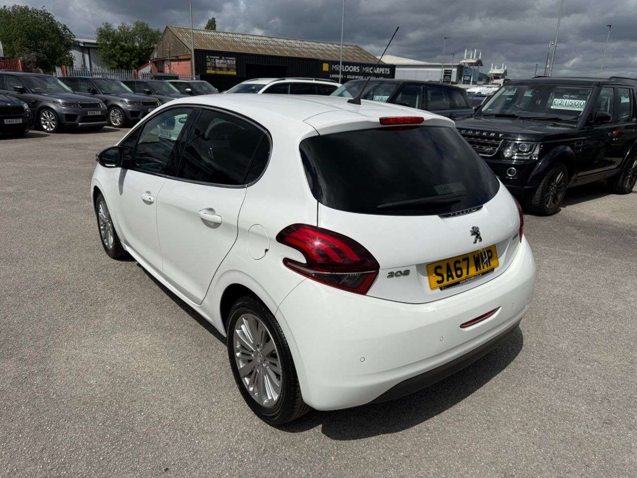 2017 PEUGEOT 208 2017 PEUGEOT 208