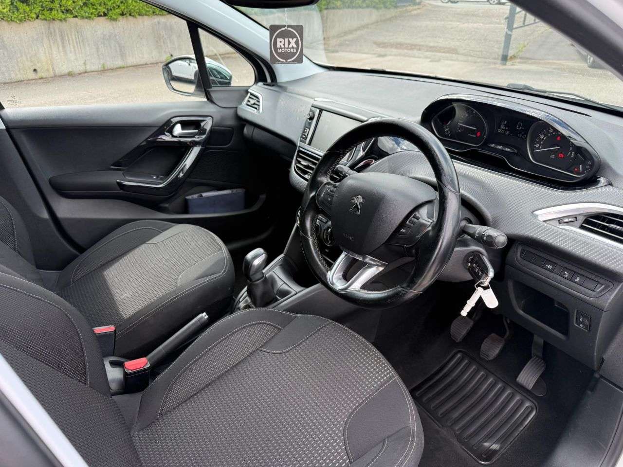 2017 PEUGEOT 208 2017 PEUGEOT 208